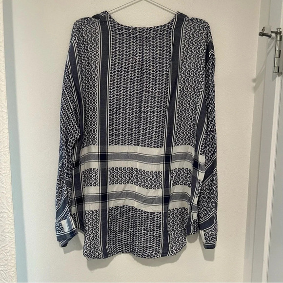 Rails Blue and White Top - Picture 3 of 4